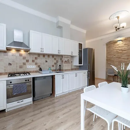 Apartment In Historic Old Town *