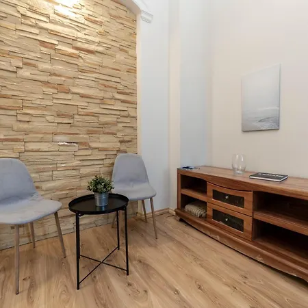 Apartment In Historic Old Town *