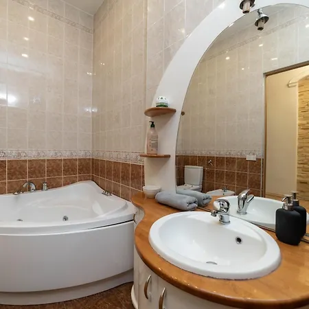 Apartment In Historic Old Town